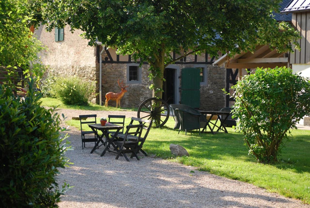 Osterspai Hof Liebeneck Bed & Breakfast エクステリア 写真